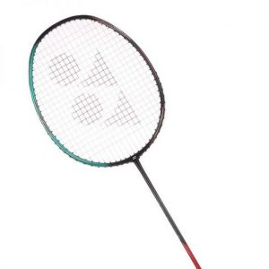 Vợt cầu lông trợ lực là gì? Bật mí 4 cây vợt trợ lực tốt nhất hiện nay