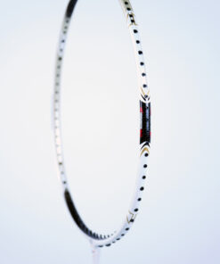 Apacs Edge Saber 10 White - Góc nghiêng khung vợt