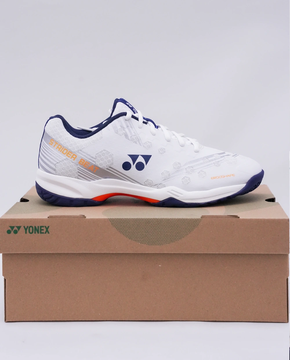 giày cầu lông Yonex Strider Beat Trắng
