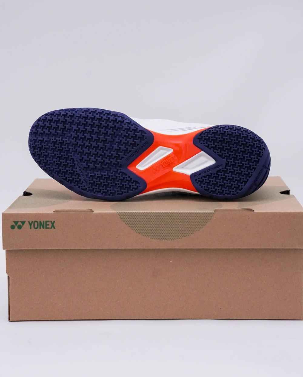 giày cầu lông Yonex Strider Beat Trắng