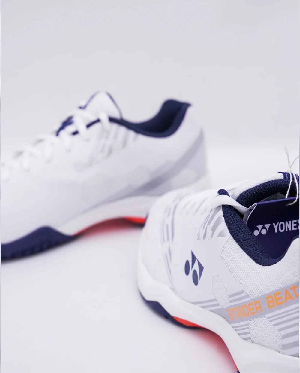giày cầu lông Yonex Strider Beat Trắng